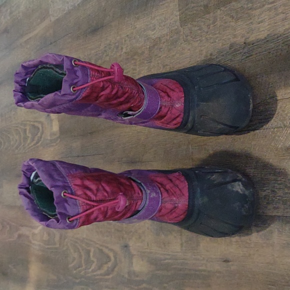 Sorel girls winter boots - Picture 3 of 4